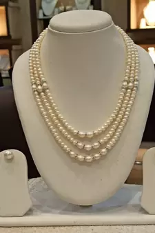 White pearl necklaces