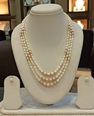 Multicolor pearl necklaces 1