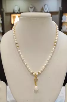 White pearl necklaces