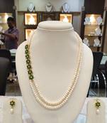 Multicolor pearl necklaces