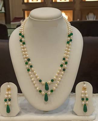 Multicolor pearl necklaces 1