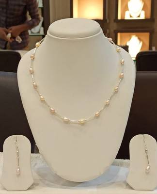 Multicolor pearl necklaces 1