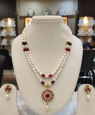 Multicolor pearl necklaces 1