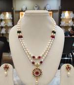Multicolor pearl necklaces