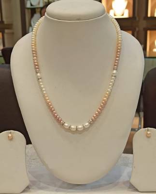 Multicolor pearl necklaces 1