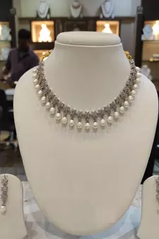 White pearl necklaces