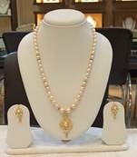 White pearl necklaces