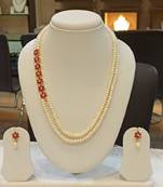 Multicolor pearl necklaces