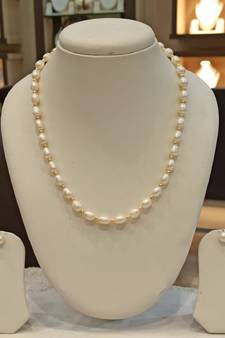 White pearl necklaces