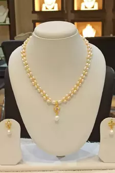 White pearl necklaces