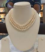 White pearl necklaces