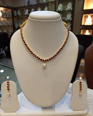 Multicolor pearl necklaces 1