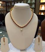 Multicolor pearl necklaces