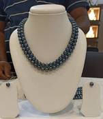 Blue pearl necklaces