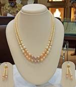Multicolor pearl necklaces