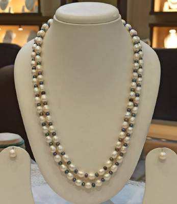 Multicolor pearl necklaces 1