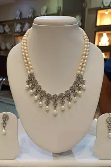 White pearl necklaces