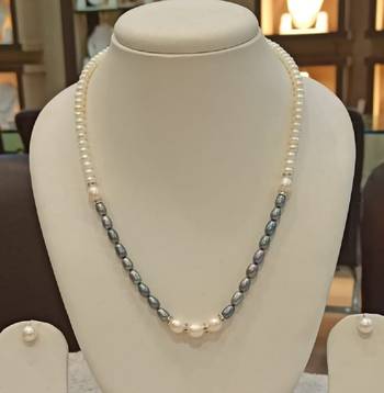 Multicolor pearl necklaces 1