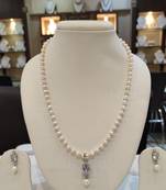 White pearl necklaces