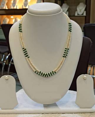 Multicolor pearl necklaces 1