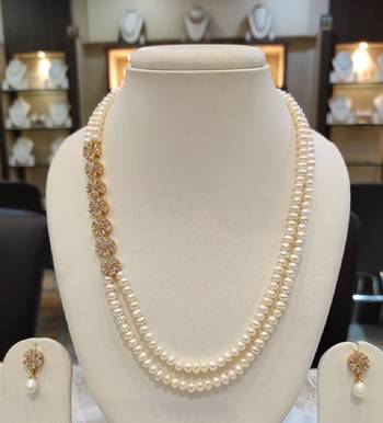 Multicolor pearl necklaces 1