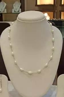 White pearl necklaces