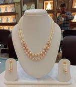 Multicolor pearl necklaces