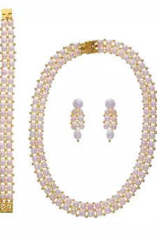 White pearl necklaces