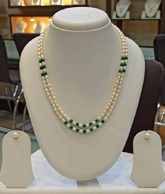 Multicolor pearl necklaces 1