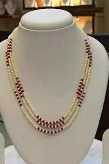Multicolor pearl necklaces