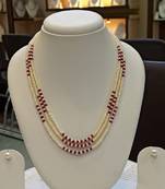 Multicolor pearl necklaces