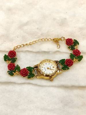 Red bracelets 1