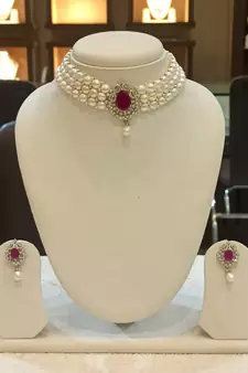 White pearl chokers