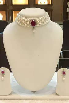 White pearl chokers