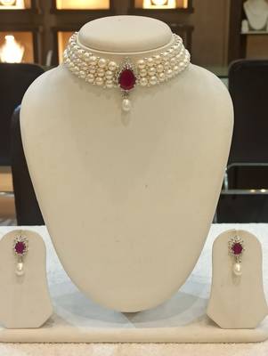 White pearl chokers 1