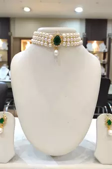White pearl chokers
