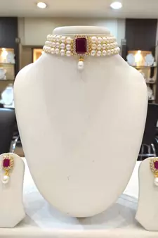 White pearl chokers