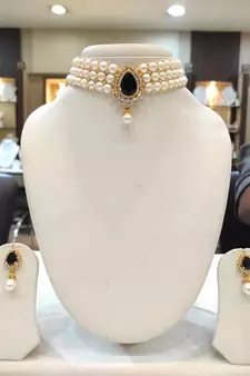 White pearl chokers