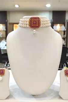 White pearl chokers