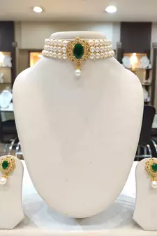 White pearl chokers