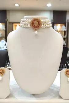 White pearl chokers