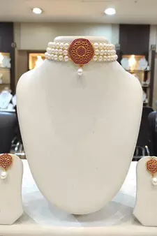 White pearl chokers