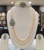 White pearl necklaces