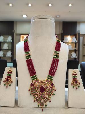 Multicolor necklaces 1