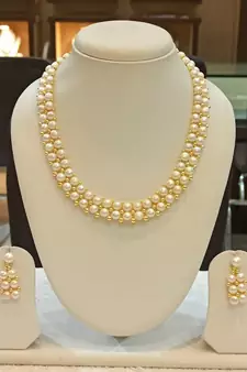 Pink pearl necklaces