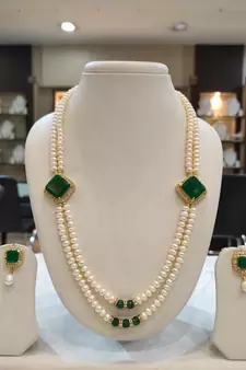 White pearl necklaces