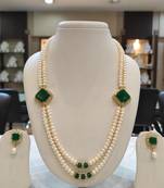 White pearl necklaces