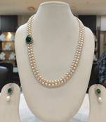 White pearl necklaces