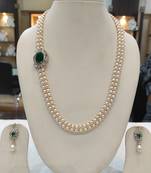 White pearl necklaces