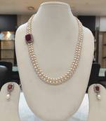 White pearl necklaces